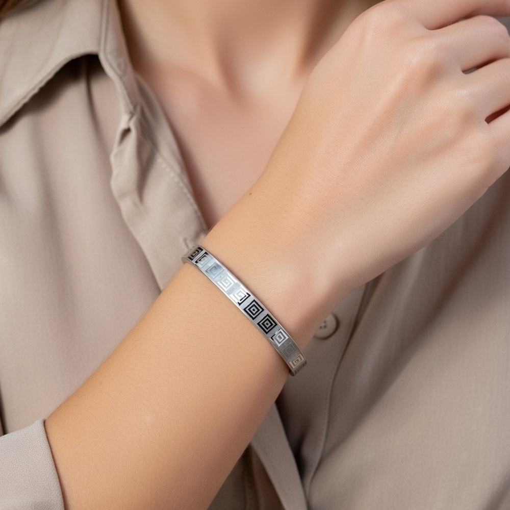 Stylish Stainless Steel Bangle Bracelet Fendy Vibes